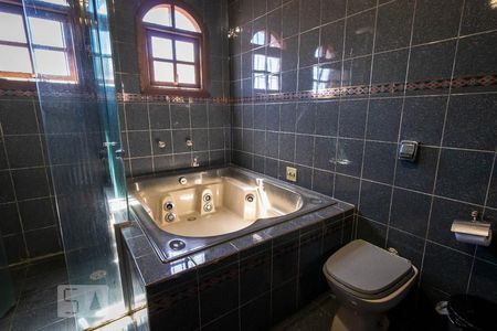 Casa à venda com 300m², 4 quartos e 2 vagasBanheiro da Suíte