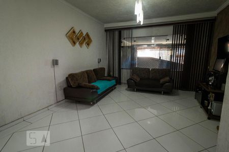 Sala de casa à venda com 4 quartos, 300m² em Quinta da Paineira, São Paulo