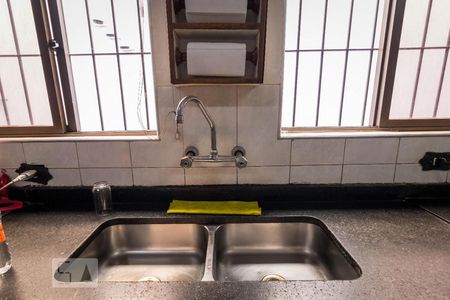 Casa à venda com 300m², 4 quartos e 2 vagasCozinha