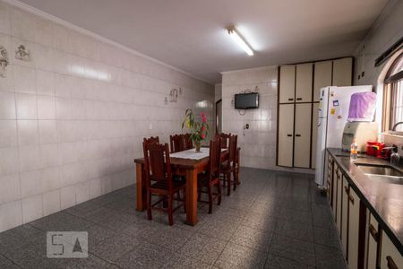 Casa à venda com 300m², 4 quartos e 2 vagasCozinha