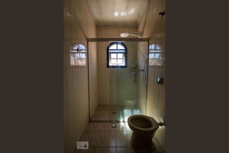 Casa à venda com 300m², 4 quartos e 2 vagasBanheiro