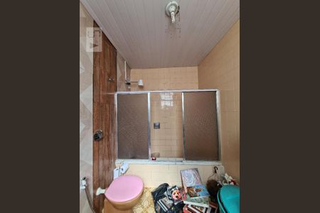 Apartamento à venda com 70m², 2 quartos e sem vaga Apartamento à venda com 70m², 2 quartos e sem vagaBanheiro Social