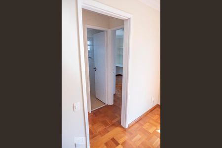 Entrada Quartos de apartamento para alugar com 2 quartos, 70m² em Vila Madalena, São Paulo