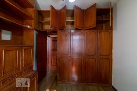 Quarto 1 - Armários de apartamento para alugar com 3 quartos, 100m² em Tijuca, Rio de Janeiro