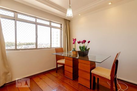 Apartamento à venda com 72m², 2 quartos e 1 vagaSala de Jantar