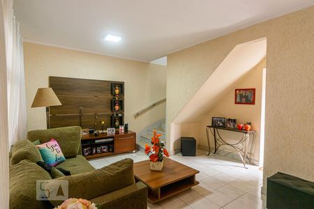Sala de casa à venda com 3 quartos, 197m² em Santa Maria, Santo André