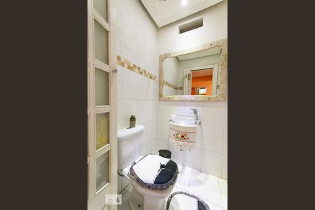 Lavabo de casa à venda com 3 quartos, 323m² em Vila Nogueira, Diadema