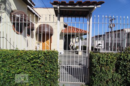 Casa para alugar com 275m², 5 quartos e 4 vagasFacahda