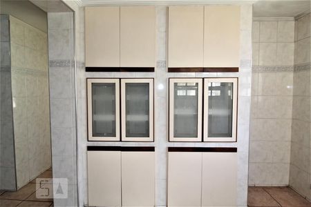 Casa para alugar com 275m², 5 quartos e 4 vagasCozinha ármario de parede