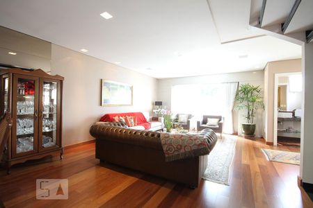 Sala de casa à venda com 2 quartos, 380m² em Vila Santo Estéfano, São Paulo