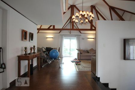 Casa à venda com 380m², 2 quartos e 4 vagasSalão de festas