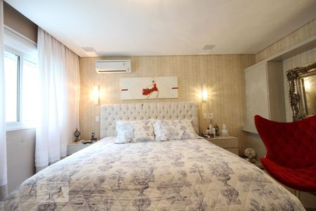 Casa à venda com 380m², 2 quartos e 4 vagasSuíte 2