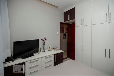 Casa à venda com 254m², 3 quartos e 1 vagaSuíte