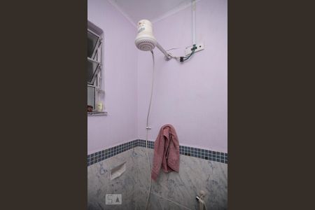 Casa à venda com 254m², 3 quartos e 1 vagaBanheiro de Serviço