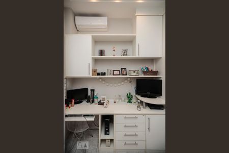 Casa à venda com 254m², 3 quartos e 1 vagaQuarto 1