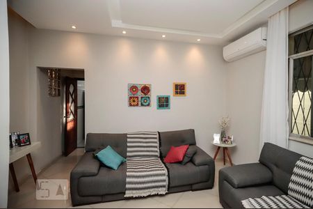 Sala de casa à venda com 3 quartos, 254m² em Encantado, Rio de Janeiro