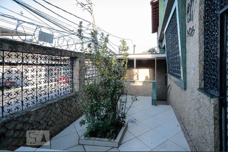 Casa à venda com 254m², 3 quartos e 1 vagaFrente