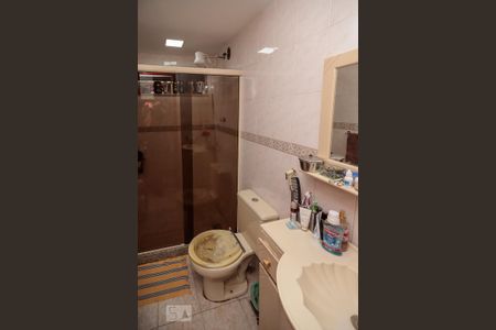 Casa à venda com 254m², 3 quartos e 1 vagaBanheiro Suíte