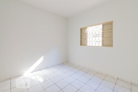 Casa à venda com 120m², 3 quartos e 4 vagasQuarto 3