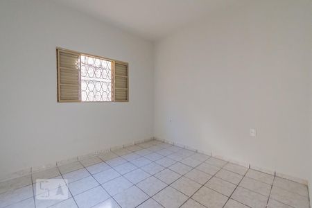 Casa à venda com 120m², 3 quartos e 4 vagasQuarto 3
