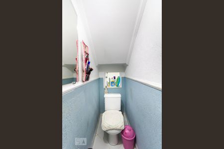 Casa à venda com 320m², 3 quartos e 2 vagasLavabo