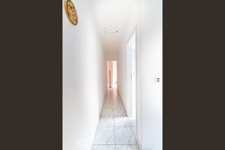 Casa à venda com 320m², 3 quartos e 2 vagasCorredor