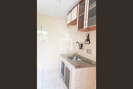 Apartamento à venda com 68m², 2 quartos e 1 vagaCozinha e Área de Serviço