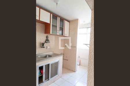 Apartamento à venda com 68m², 2 quartos e 1 vagaCozinha e Área de Serviço