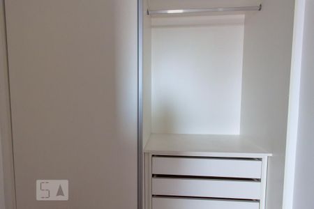 Apartamento para alugar com 90m², 3 quartos e 2 vagas Apartamento para alugar com 90m², 3 quartos e 2 vagasSuíte - Armários