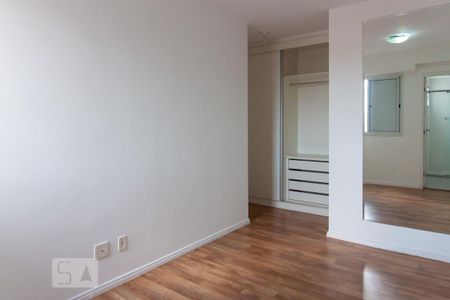 Apartamento para alugar com 90m², 3 quartos e 2 vagas Apartamento para alugar com 90m², 3 quartos e 2 vagasSuíte
