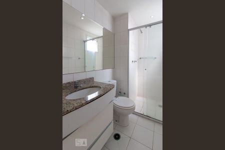 Apartamento para alugar com 90m², 3 quartos e 2 vagas Apartamento para alugar com 90m², 3 quartos e 2 vagasBanheiro da Suíte