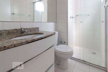 Apartamento para alugar com 90m², 3 quartos e 2 vagas Apartamento para alugar com 90m², 3 quartos e 2 vagasBanheiro da Suíte