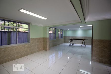 Apartamento à venda com 65m², 2 quartos e 1 vagaÁrea comum 