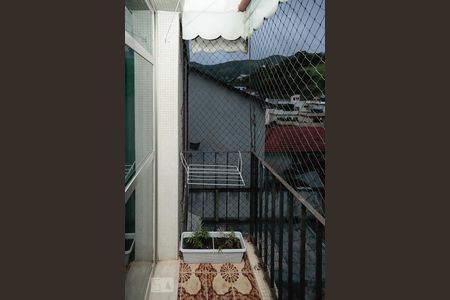 Apartamento à venda com 65m², 2 quartos e 1 vagaVaranda sala