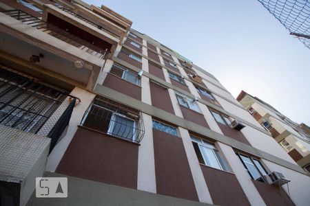 Apartamento à venda com 65m², 2 quartos e 1 vagaFachada