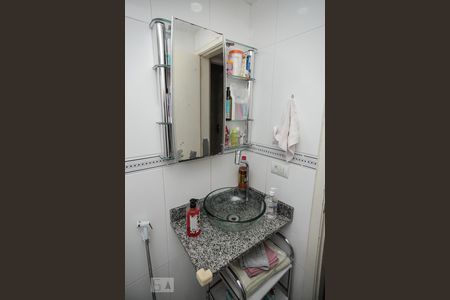 Apartamento à venda com 65m², 2 quartos e 1 vagaBanheiro