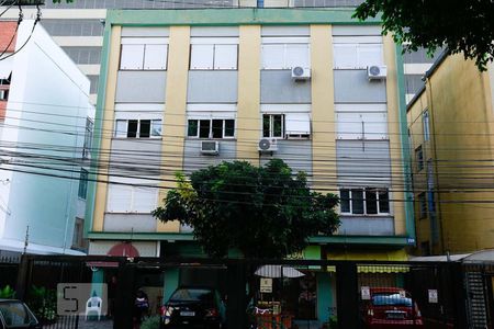 Apartamento à venda com 63m², 2 quartos e 2 vagas Apartamento à venda com 63m², 2 quartos e 2 vagasFachada