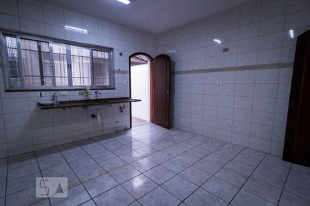 Casa à venda com 130m², 2 quartos e 1 vagaCozinha