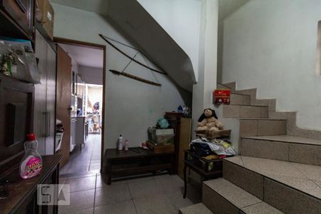 Corredor de casa à venda com 3 quartos, 140m² em Jardim Ernestina, São Paulo