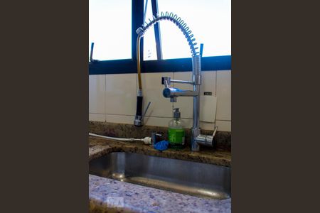 Apartamento à venda com 155m², 4 quartos e 2 vagasCozinha - Torneira