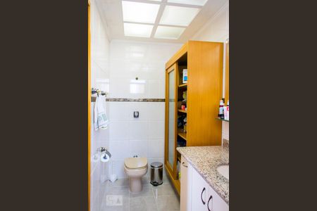 Apartamento à venda com 155m², 4 quartos e 2 vagasBanheiro da Suíte