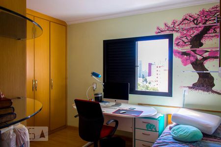 Apartamento à venda com 155m², 4 quartos e 2 vagasQuarto 3