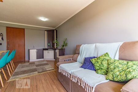Sala de apartamento para alugar com 3 quartos, 70m² em Portão, Curitiba
