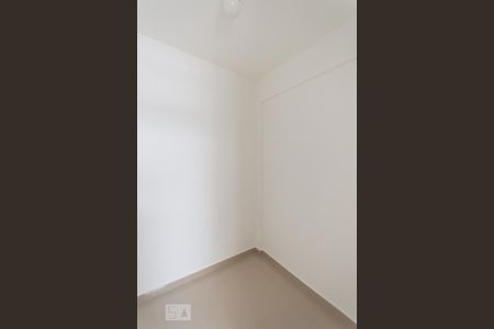 Apartamento para alugar com 70m², 2 quartos e sem vaga Apartamento para alugar com 70m², 2 quartos e sem vagaQuarto de Serviço