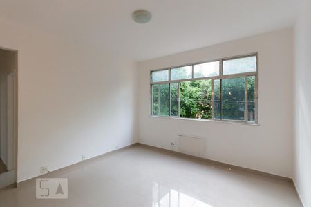 Sala de apartamento para alugar com 2 quartos, 70m² em Grajaú, Rio de Janeiro