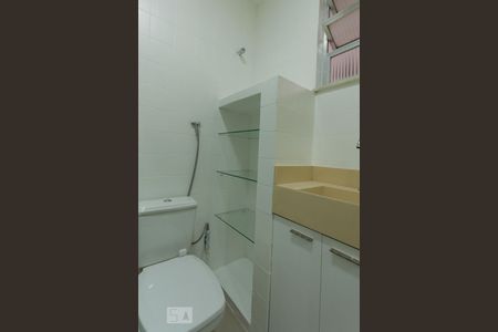 Apartamento para alugar com 70m², 2 quartos e sem vaga Apartamento para alugar com 70m², 2 quartos e sem vagaBanheiro