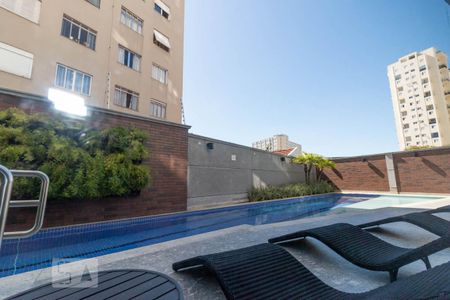 Studio à venda com 34m², 1 quarto e 1 vaga Studio à venda com 34m², 1 quarto e 1 vagaPiscina