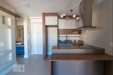 Sala/Cozinha de kitnet/studio à venda com 1 quarto, 34m² em Sumarezinho, São Paulo
