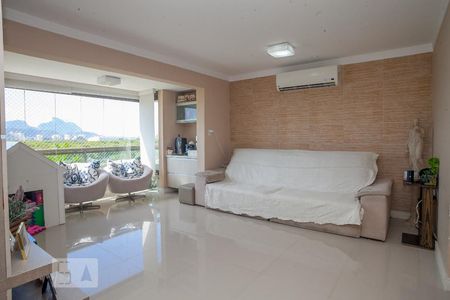 Sala de apartamento para alugar com 3 quartos, 117m² em Jacarepaguá, Rio de Janeiro