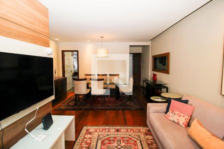 Sala de apartamento à venda com 3 quartos, 126m² em Funcionários, Belo Horizonte